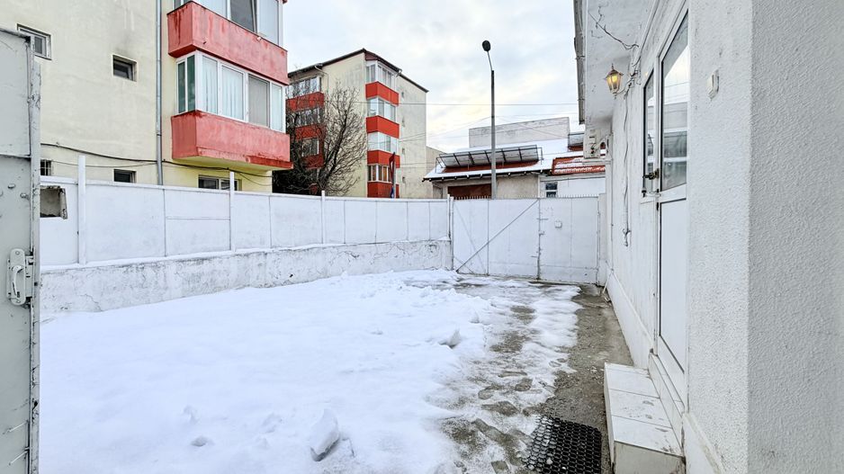 Spațiu comercial versatil, cu curte și acces auto | Simion Bărnuțiu - Poză 13