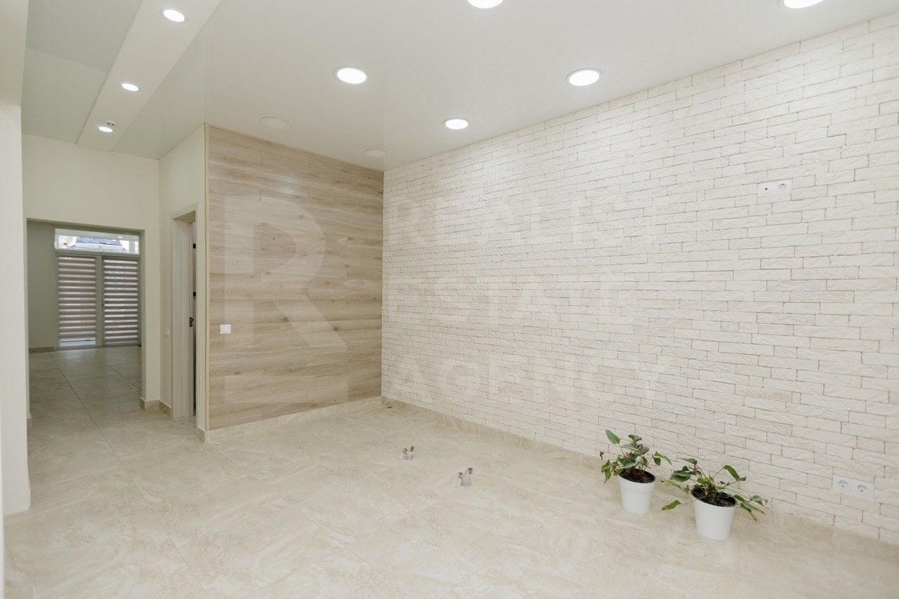Vânzare spațiu comercial/oficiu, amplasat pe str. Ion Creangă, 65.2 m2 - Poză 1