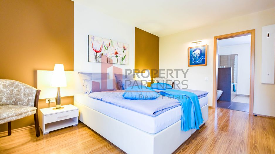 Vilă 340 mp Bran | Teren 5500 mp | 6 dormitoare cu băi proprii - Poză 17