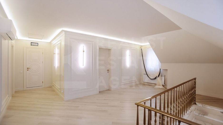 Vânzare, casă, 3 nivele, 300 mp+7,2 ari, str. Chișiniău, Cricova - Poză 24