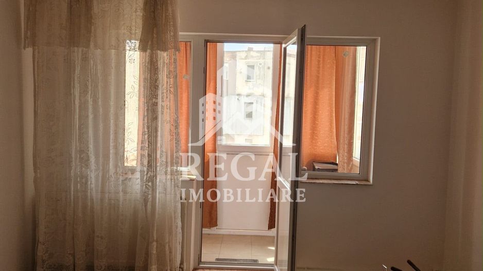 Apartament de vânzare – Micro 5/2, strada Eroilor | Exclusivitate - Poză 4
