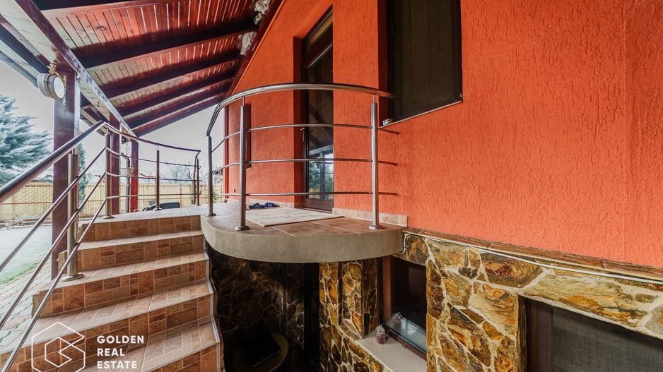 Vila de lux, D+P+E+M, Gradiste, la cheie, 300mp, 6 camere, teren 580mp - Poză 27