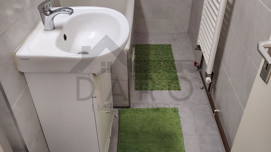 Închiriere garsoniera in Tg Mureș  . etajul 1  Dâmbu Pietros. Zona liniștită  . Imediat ocupabil - Poză 1