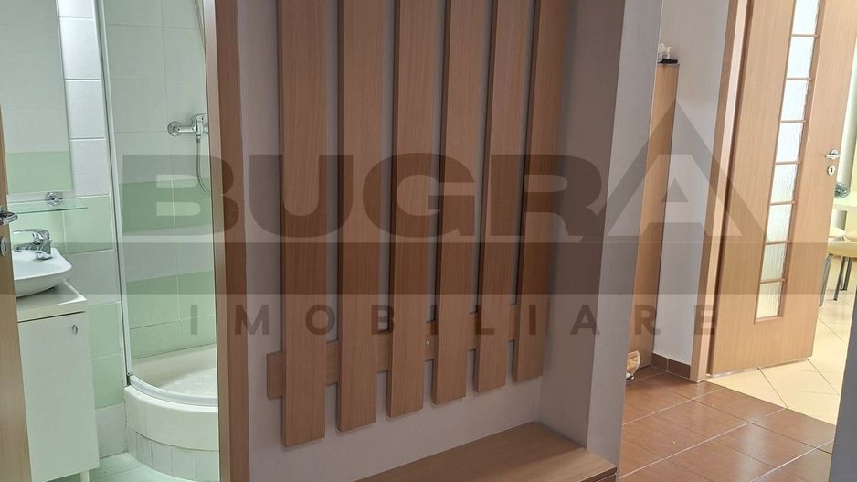 Apartament 3 camere decomandate, 2 bai, 2 balcoane, zona Golden Tulip - Poză 7