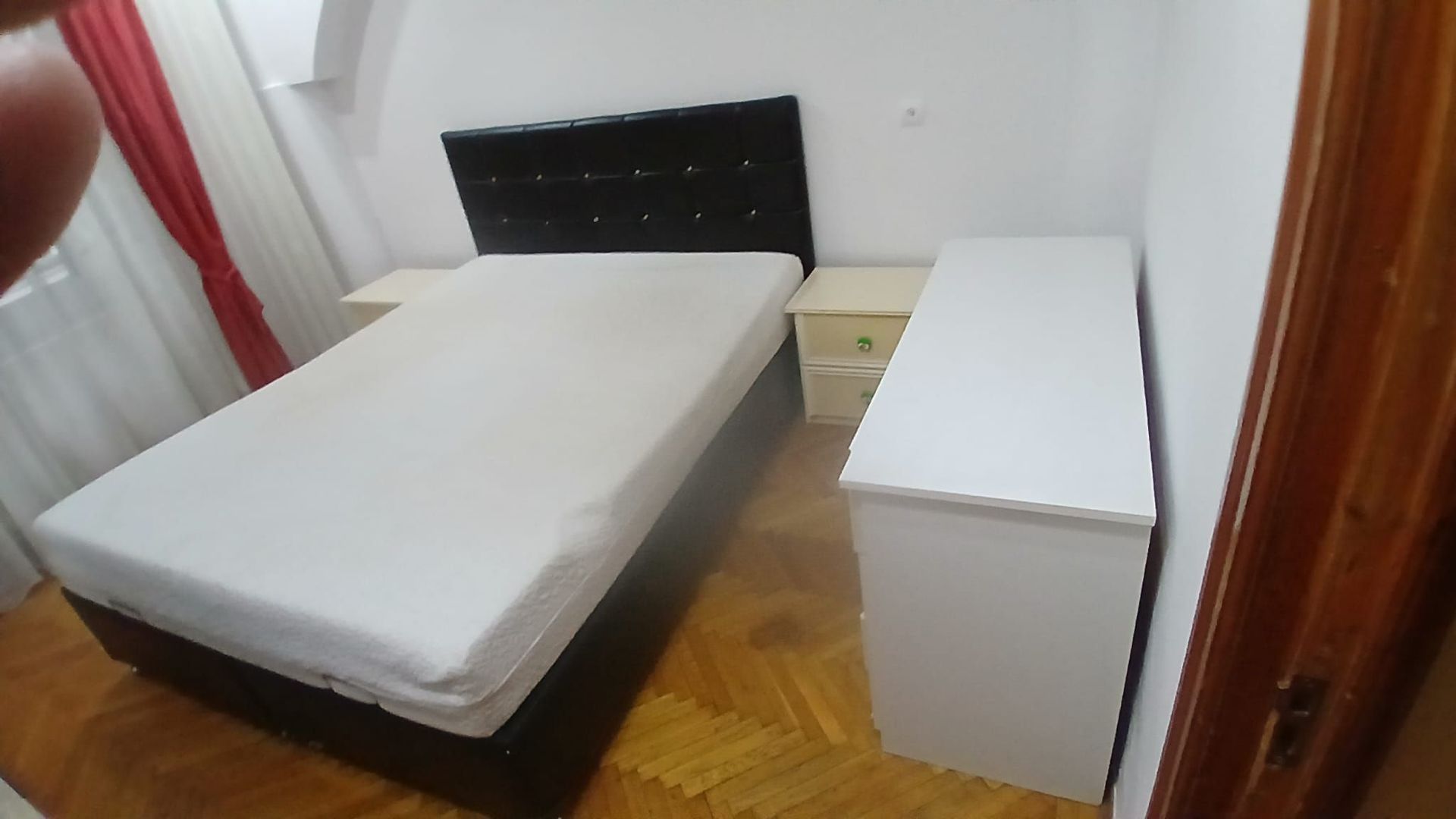 De inchiriat apartament cu 3 camere, I. C. Frimu, etaj 3, 450 euro - Poză 9