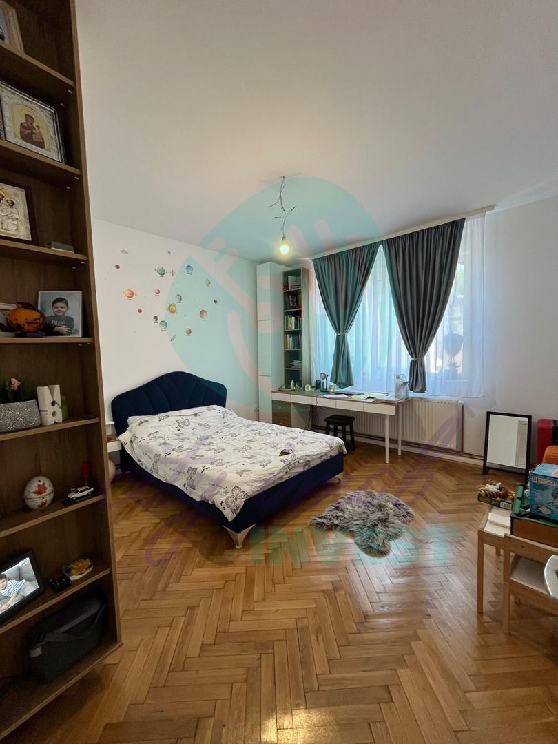 Vila interbelică renovată | 300 mp | - PARCUL CAROL- Oportunitate investiție - Poză 3