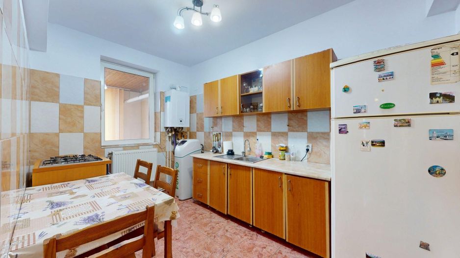 Casa ideala  Locuinta si afacere 665mp teren - Poză 9