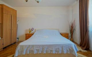 Casa de vanzare, 4 camere, zona Craiter, oras Brasov - Poză 5