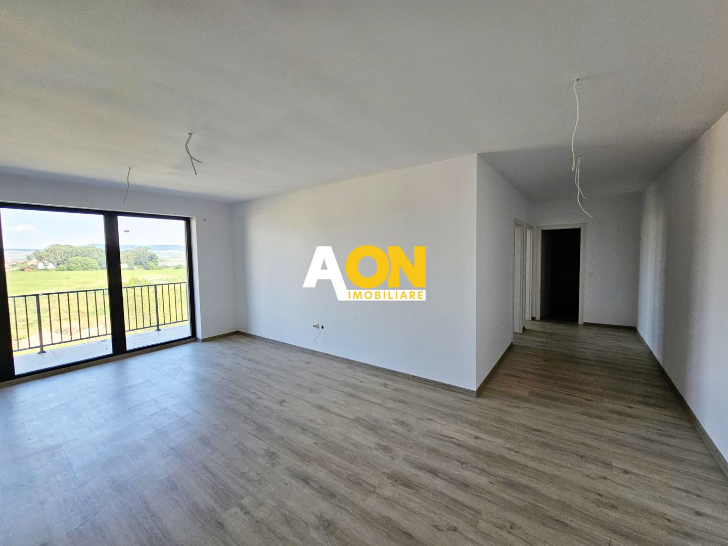 Apartament 3 camere, 82 mp, Transalpina, etaj 2, parcare inclusă - Poză 5