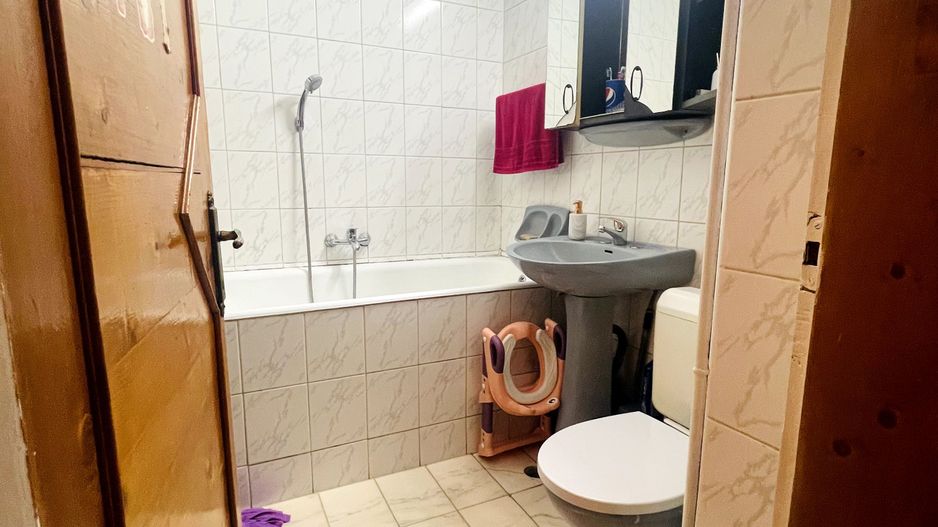 Apartament cu 3 camere – Zona Nufărul, Oradea - Poză 7