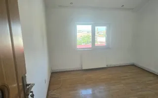 De vânzare apartament 2 camere decomandat | Zona 8 Mai - Poză 23
