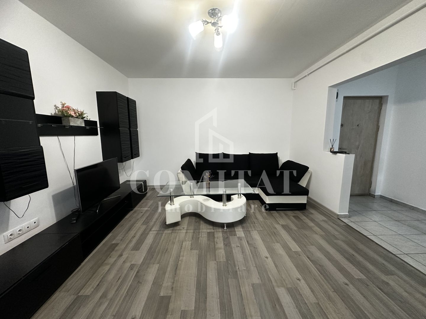 Apartament 2 camere | La cheie | Zona Str Cetatii - Poză 3