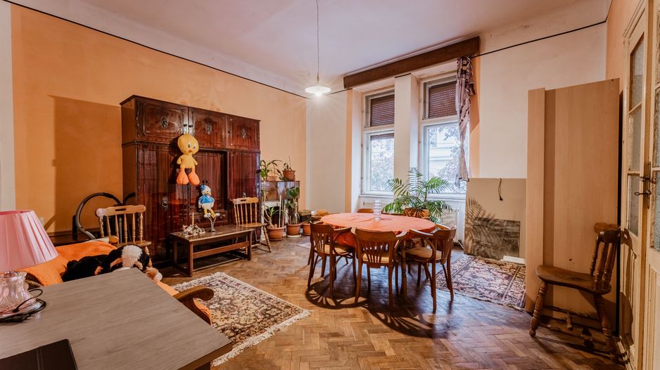 Apartament cu 3 camere central - Poză 3