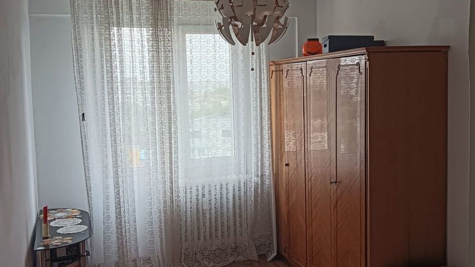 Apartament cu 2 camere de închiriat (Titan) - Poză 4