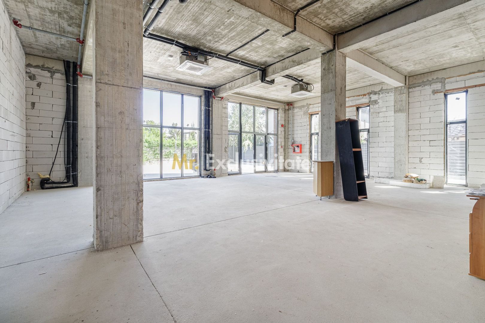 Spatiu comercial de la 14 euro de inchiriat Amber Forest Plaza - Poză 18