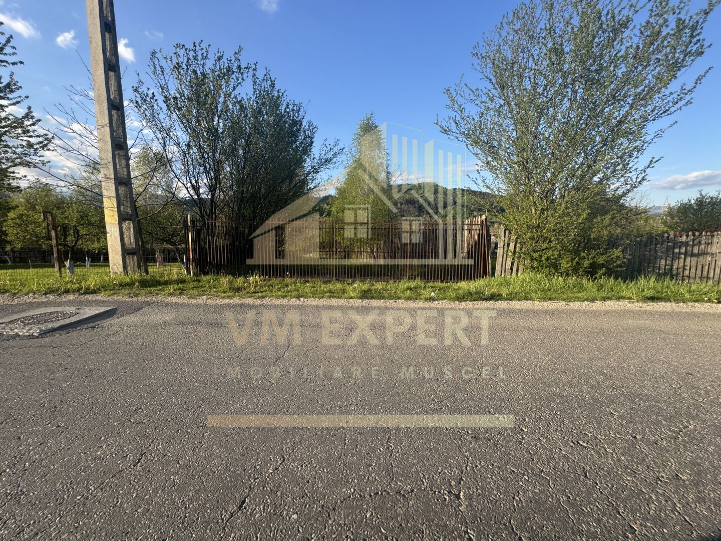 TEREN INTRAVILAN 2500 MP GRUI CAMPULUNG - Poză 8