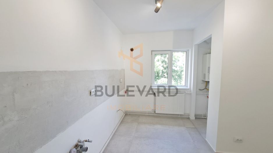 Apartament 3 camere zona Piata Cipariu! Renovat! - Poză 10