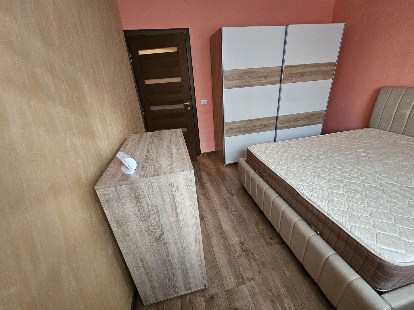 inchiriez apartament cu doua camere, decomandat, in Micro 20 - Poză 3