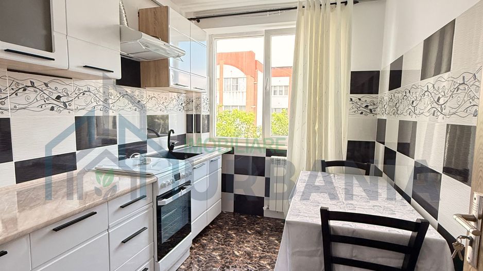 Apartament 2 camere de vânzare în zona Deal, Pașcani, jud. Iași - Poză 1