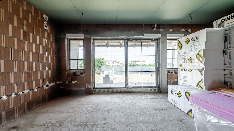 Construcție nouă, parțial finalizată, cu proiect aprobat în Aradul Nou - Poză 9