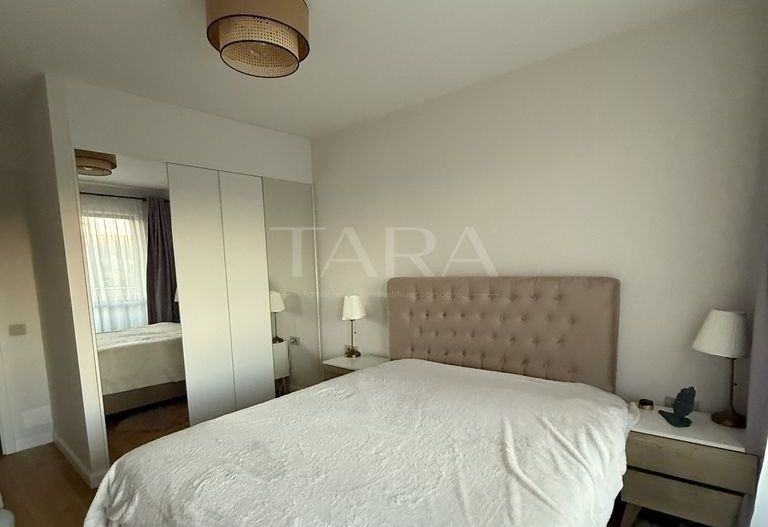 Apartament de lux cu terasă și priveliște - Poză 6