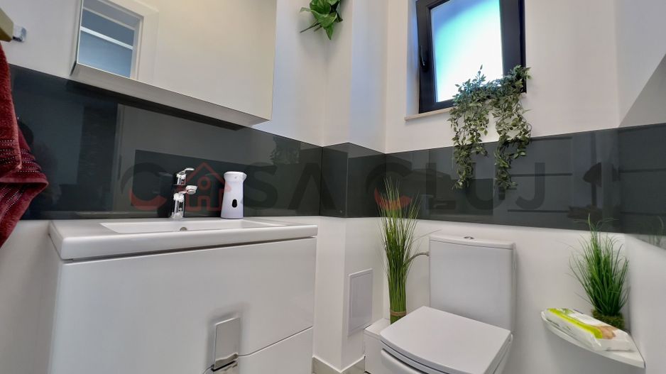 Casă ultrafinisată, la cheie, 2 minute de ViVo Mall!! - Poză 16