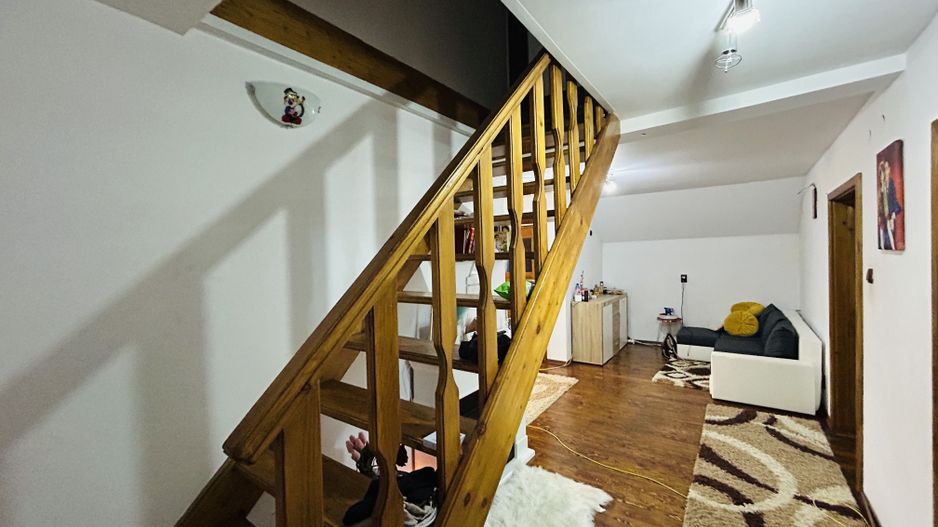 Casă individuală de vânzare în Sibiu – 150 mp utili, curte proprie - Poză 6