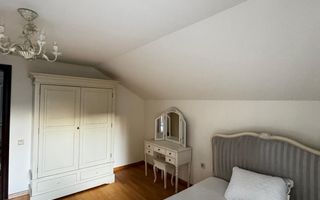 Casa individuala cu 5 camere si gradina in Colonia Sopor - Poză 14