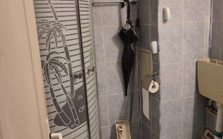 Garsonieră semidecomandată pe strada Dâmboviței, zona Hotel Campeador - Poză 6