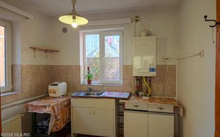 Lunei - Ion Neculce, 2 Apartamente. Mansarda 157 mp. Anexe, Lot 475 mp - Poză 40