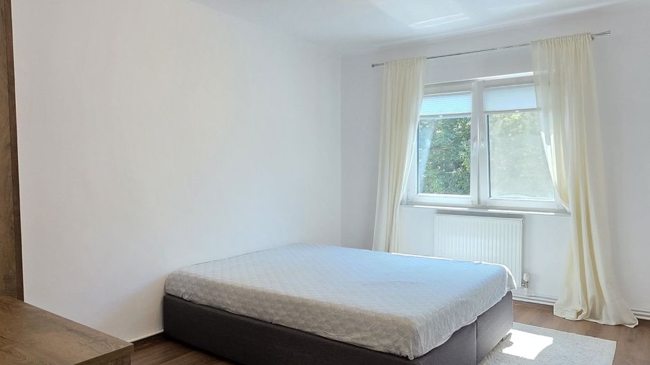 Apartament cu 2 camere, etaj 3, mobilat și utilat, VASLUI - zona CENTRU; - Poză 9