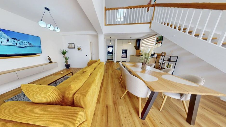Penthouse de vanzare in Sibiu, pe 2 niveluri, mobilat si utilat modern - Poză 2