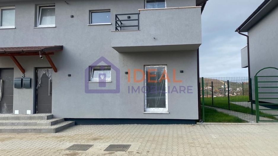 Casa tip Duplex in Sura Mare- Comision 0% - Poză 1