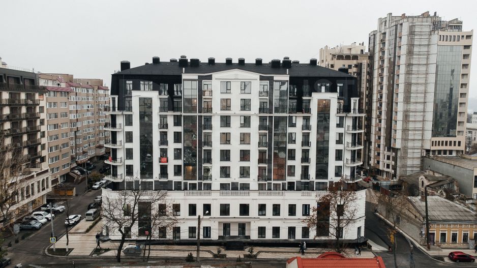 Chirie, sațiu de birouri, 35 mp, str. Petru Movilă, Buiucani - Poză 1