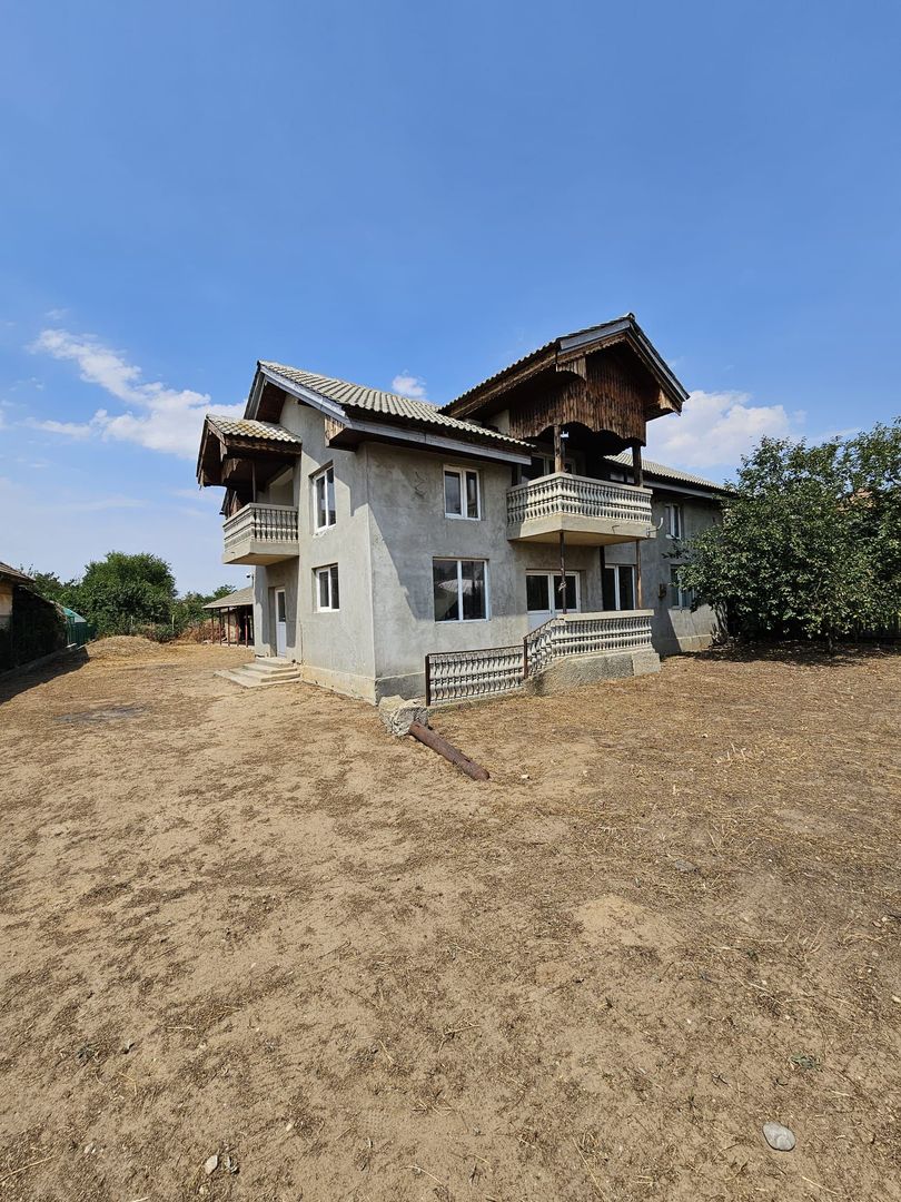 Casa Apele Vii - Poză 1