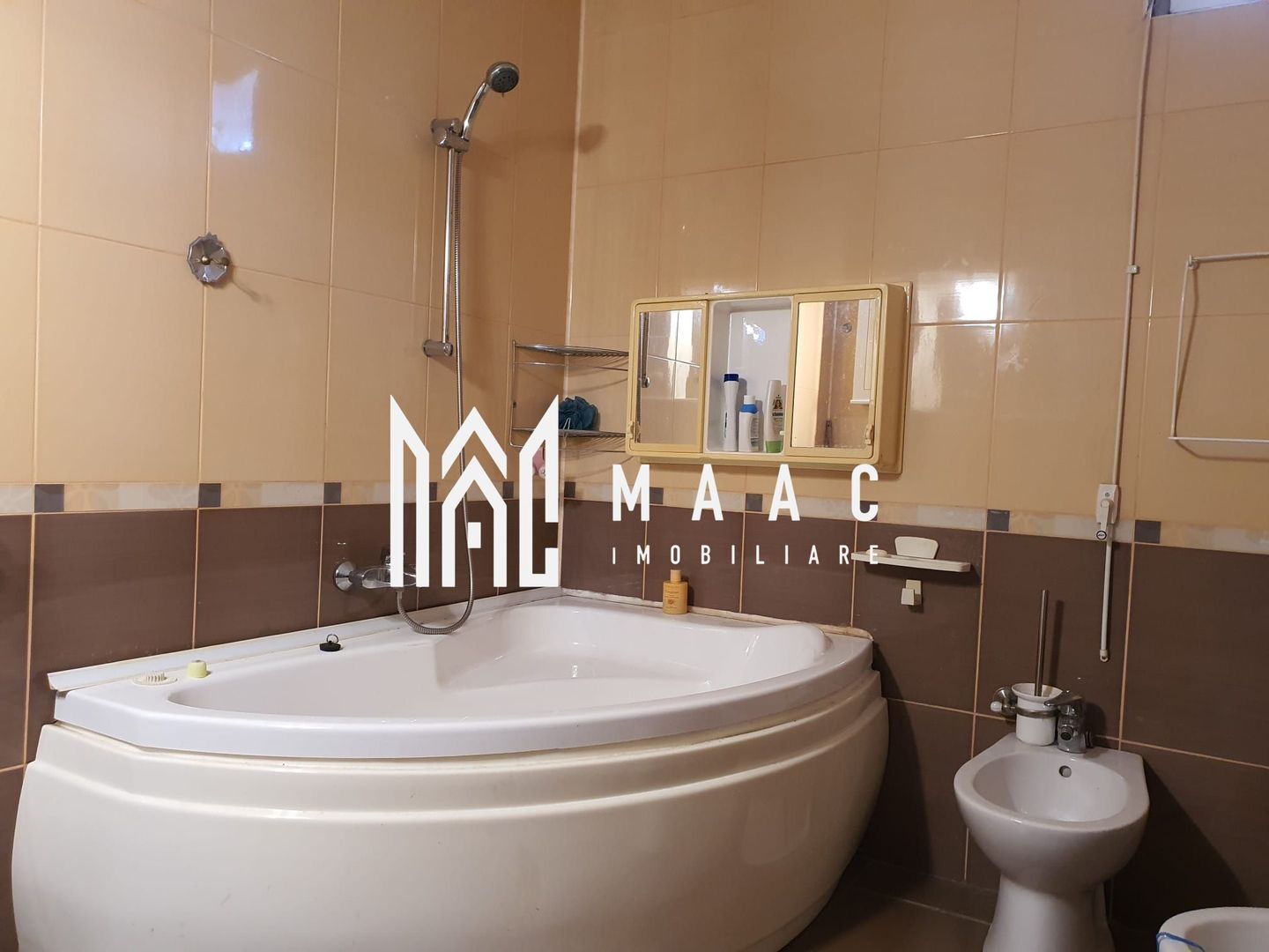 Apartament 4 camere | 95 mp utili | Grădină proprie | Parcare privată | Șelimbăr - Poză 8