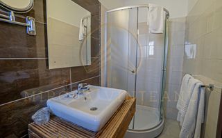 Hotel 3 Stele de Vânzare la  Delfinariu, aproape de Mamaia - Poză 19