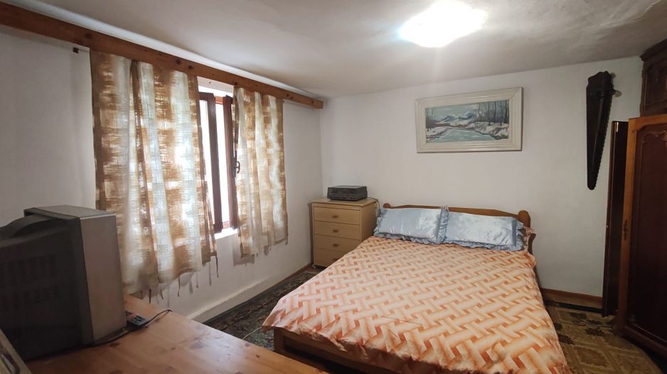 Casa si gradina-95000euro-Picioru Lupului-Comuna Ciurea - Poză 10