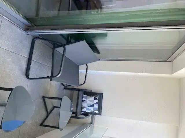 Închiriez garsonieră, Unirii, confort lux, centrală proprie - Poză 4