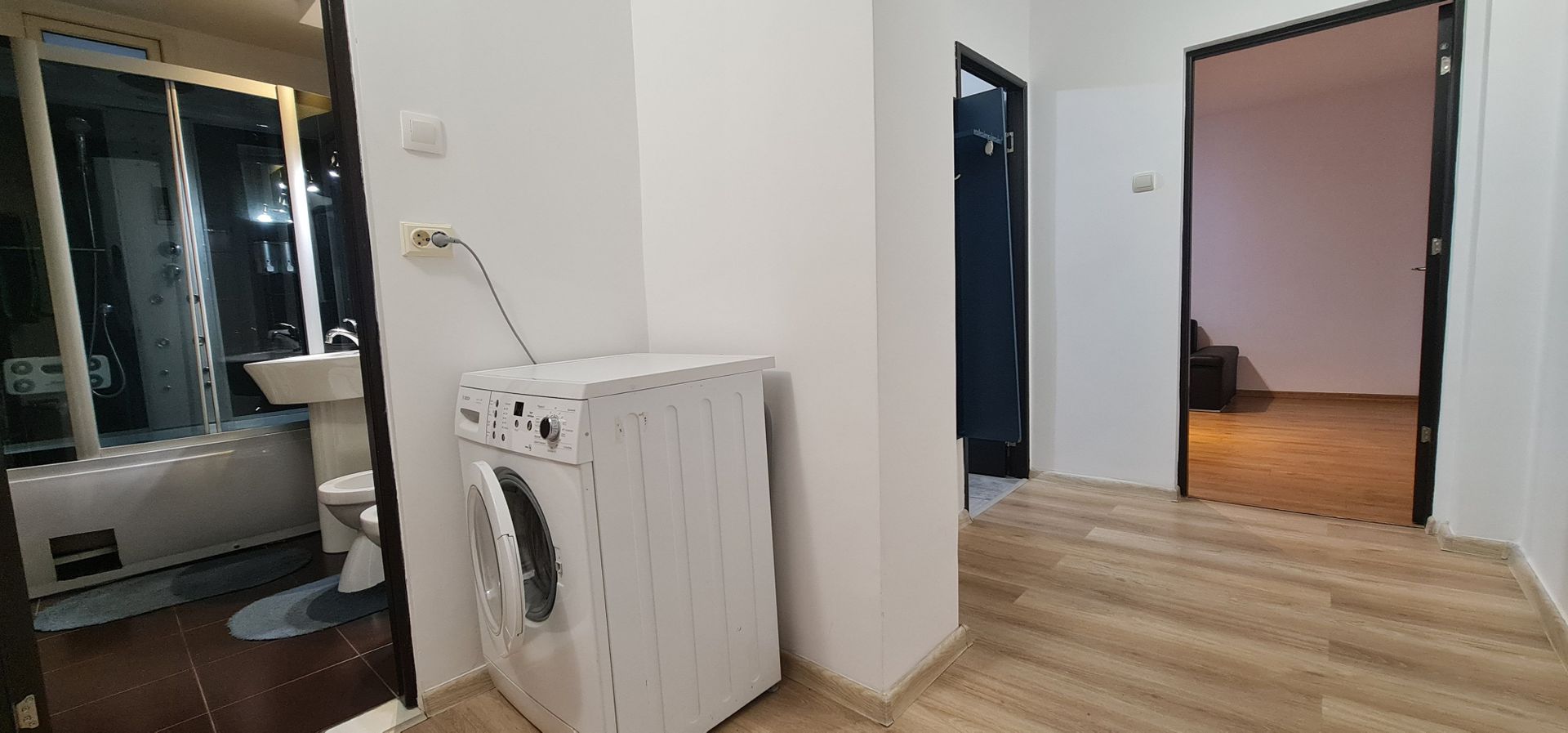 Apartament decomandat 2 camere cartier Tractorul mobilat utilat - Poză 9