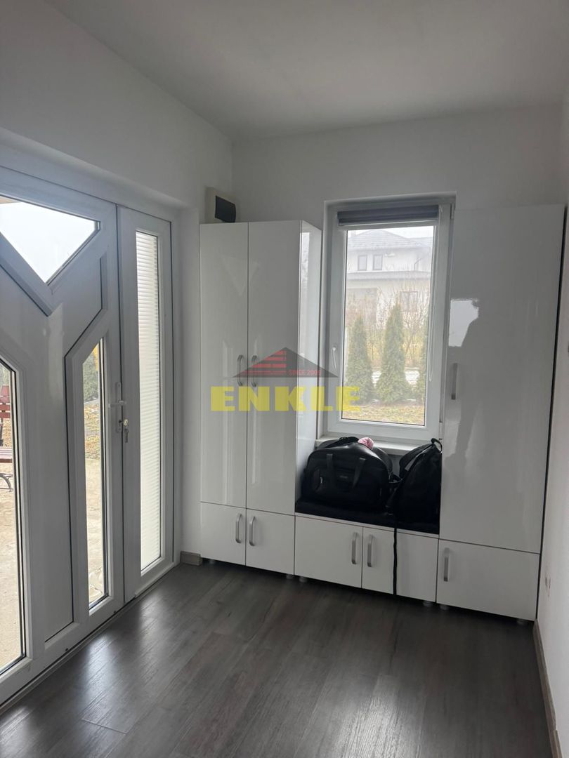 Oportunitate excelentă – teren generos + casă MOBILATĂ UTILATĂ - Poză 3