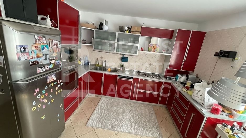 Casă înșiruită de închiriat | Cartier rezidențial | Piscină | 5 camere - Poză 6
