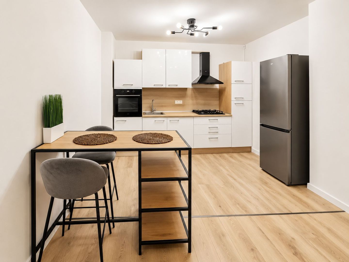 Comision 0%, Apartament 2 Camere, Parcare subterana, Zona Torontalului - Poză 3