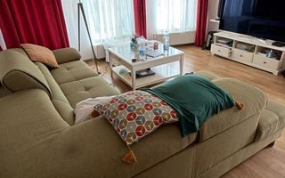 Vila 5 camere, zona Lebada, ultramoderna, 312 mp + teren 560 mp, 145000 euro neg - Poză 1
