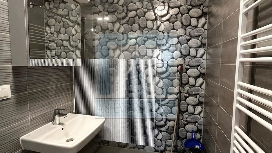 Apartament 2 camere mobilat/utilat - zona Avantgarden - Poză 5