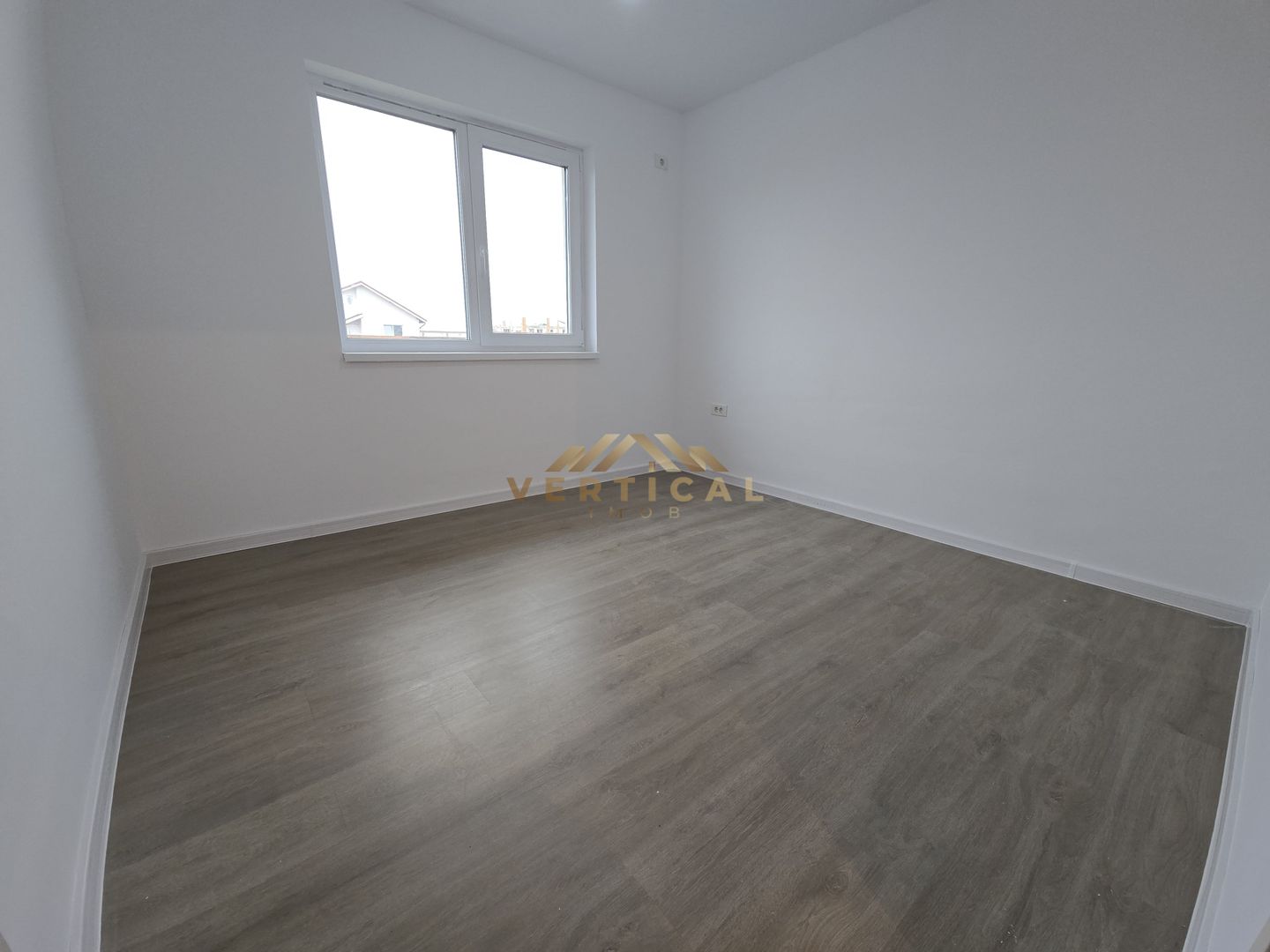 119k€! 3 Camere, 2 Bai, pod, Berceni/Vidra - Poză 9