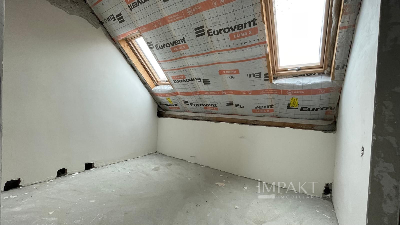 Casa spatioasa cu 1000 mp teren in Aiton - Poză 14