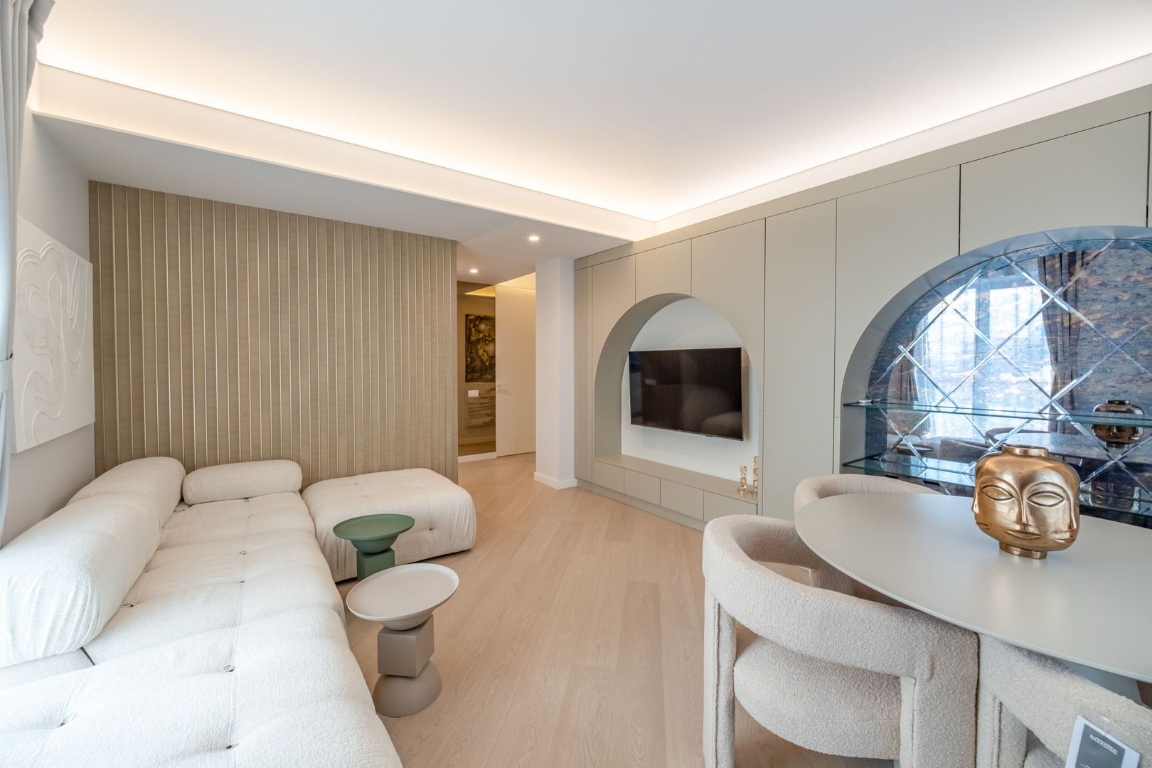 3 Camere I Cel Mai Spațios Apartament din Cortina North | First Rent - Poză 4