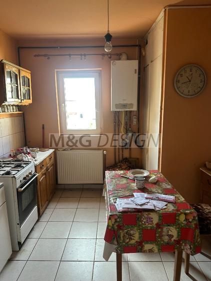 Apartament 3 camere Sagului cu centrala - Poză 3