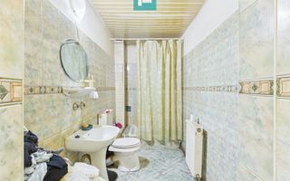 Casă cu 7 camere, ideală pentru familie, Grădiște - Poză 3